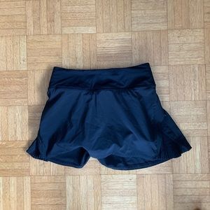 lululemon skirt (worn ONCE)